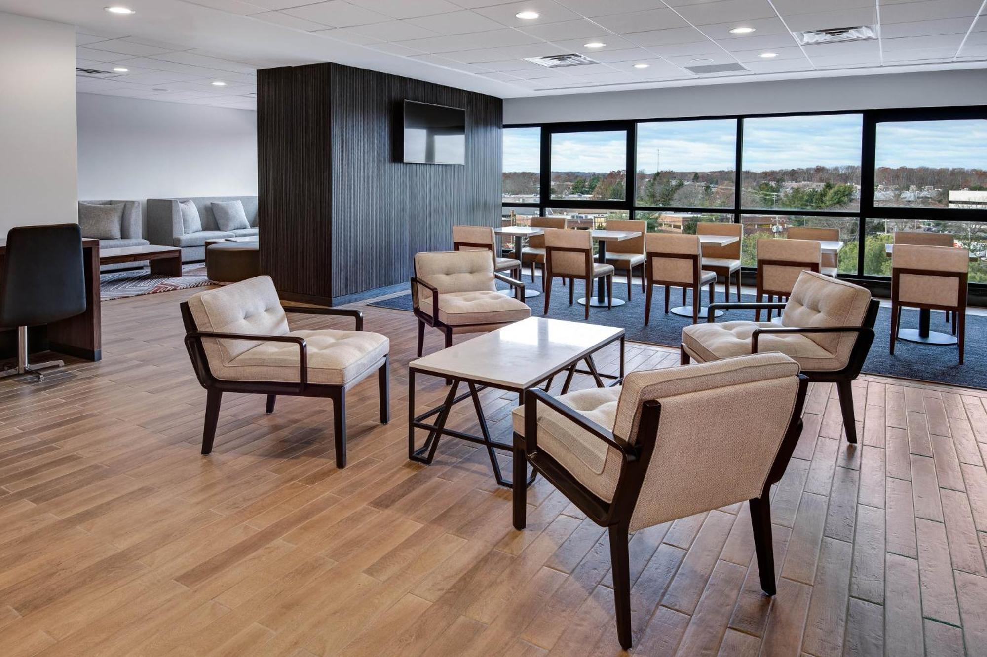Sheraton Eatontown Hotel Екстериор снимка