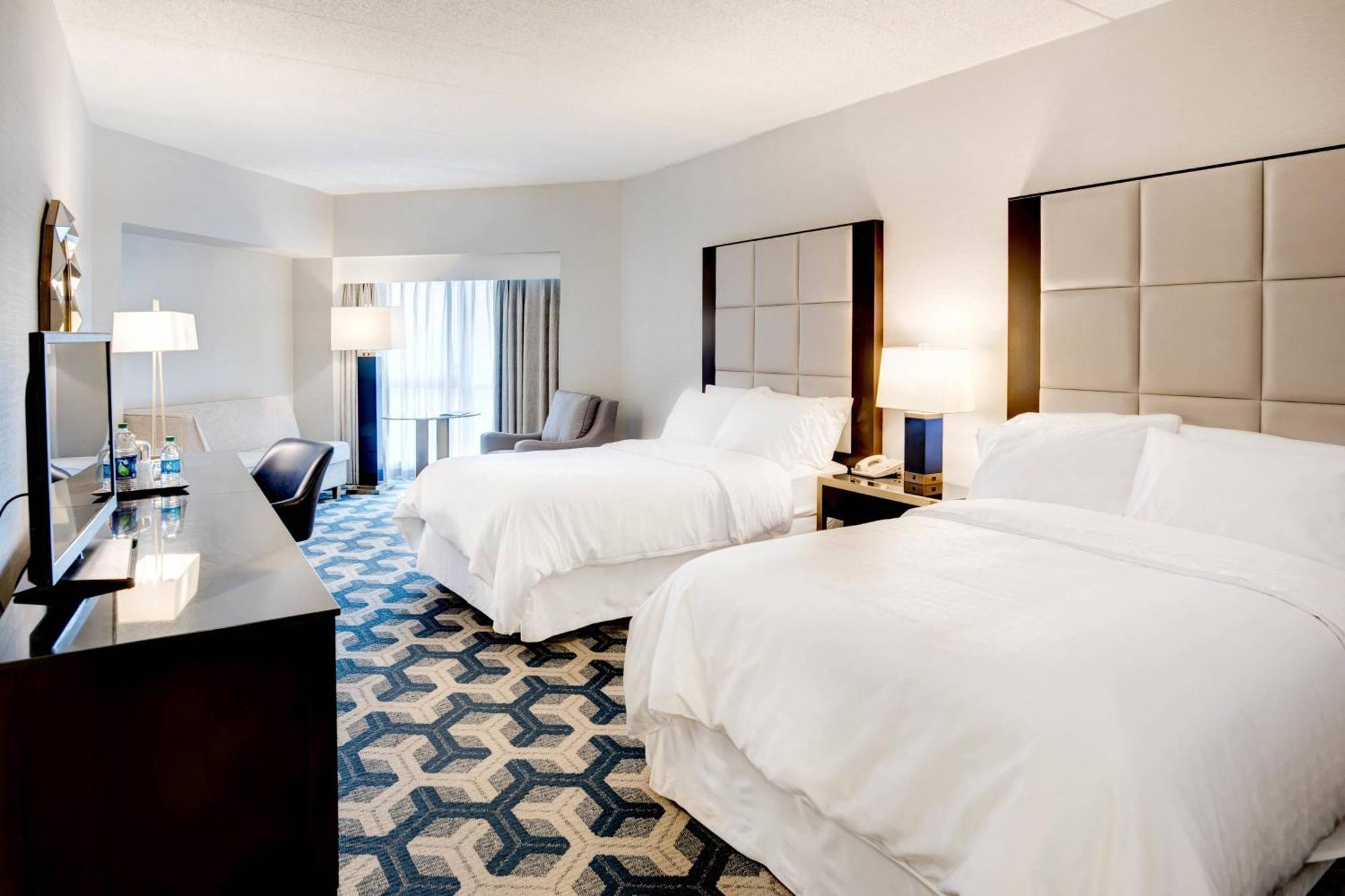 Sheraton Eatontown Hotel Екстериор снимка