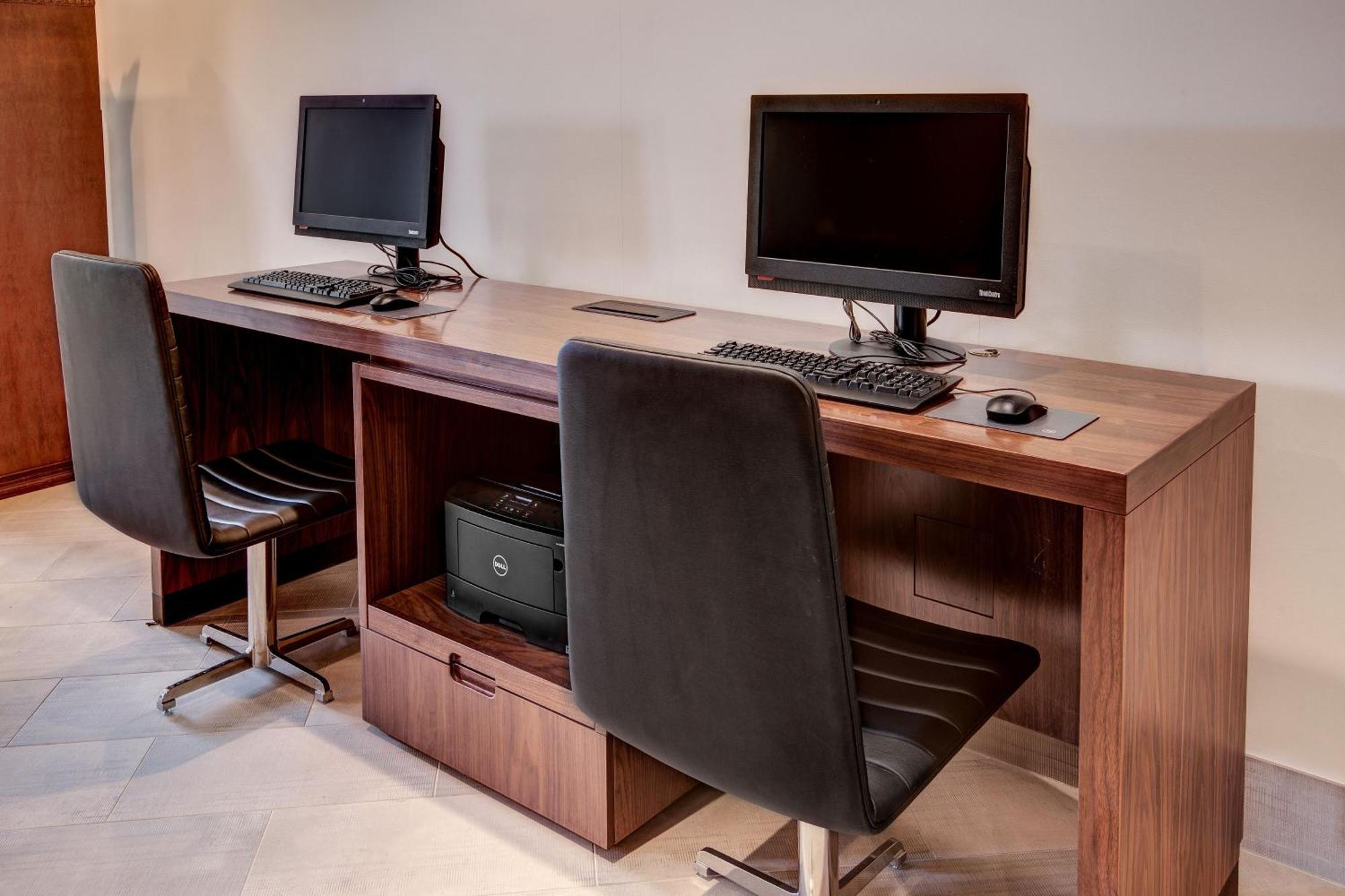 Sheraton Eatontown Hotel Екстериор снимка