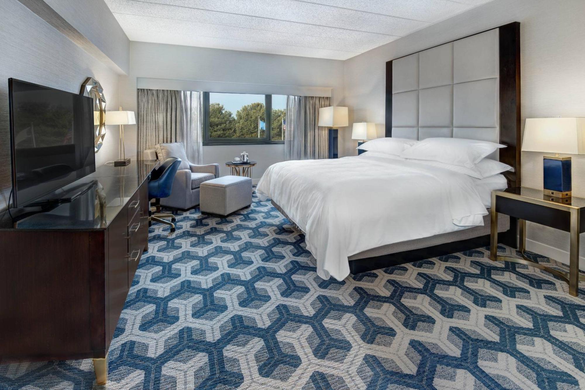 Sheraton Eatontown Hotel Екстериор снимка