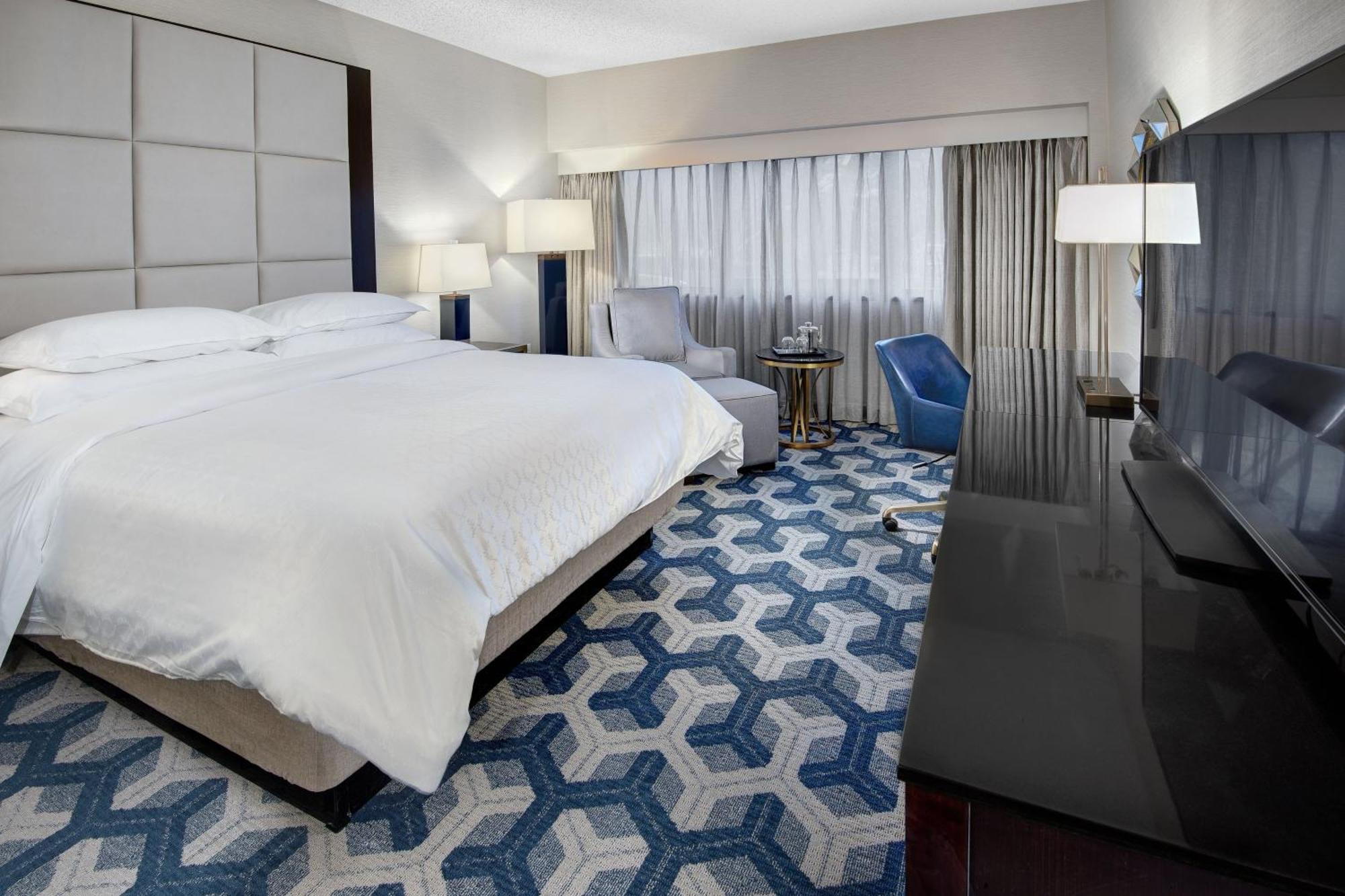 Sheraton Eatontown Hotel Екстериор снимка